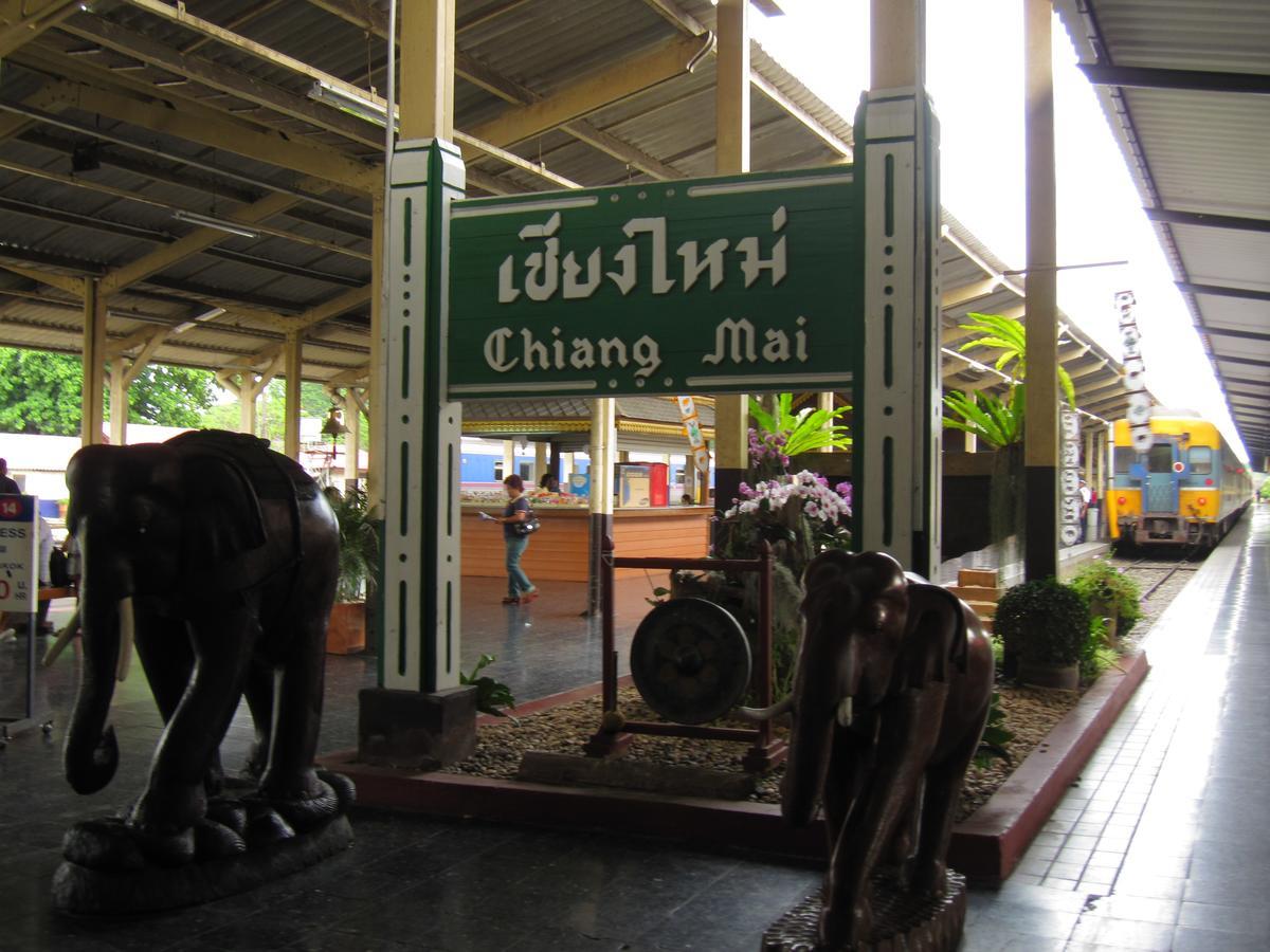 Supanich Railway Station Aparthotel Chiang Mai Exterior photo